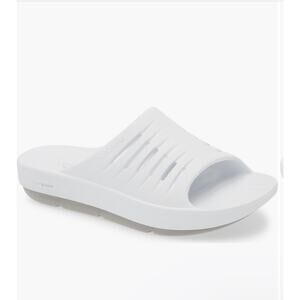 SKECHERS Go Recover Refresh Slide Sandal (Women) White Sz 10 NEW NWT